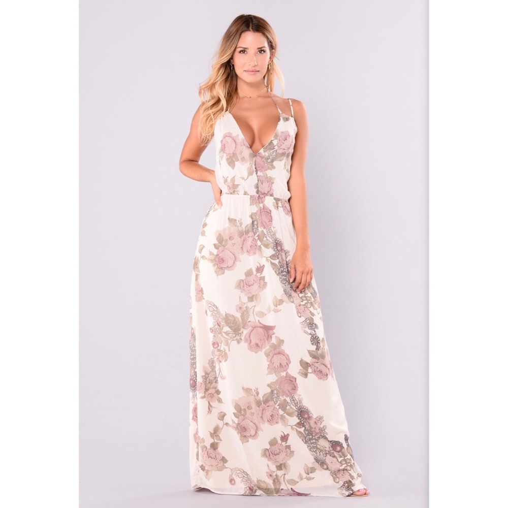 Fashionova “round of applause” floral dress